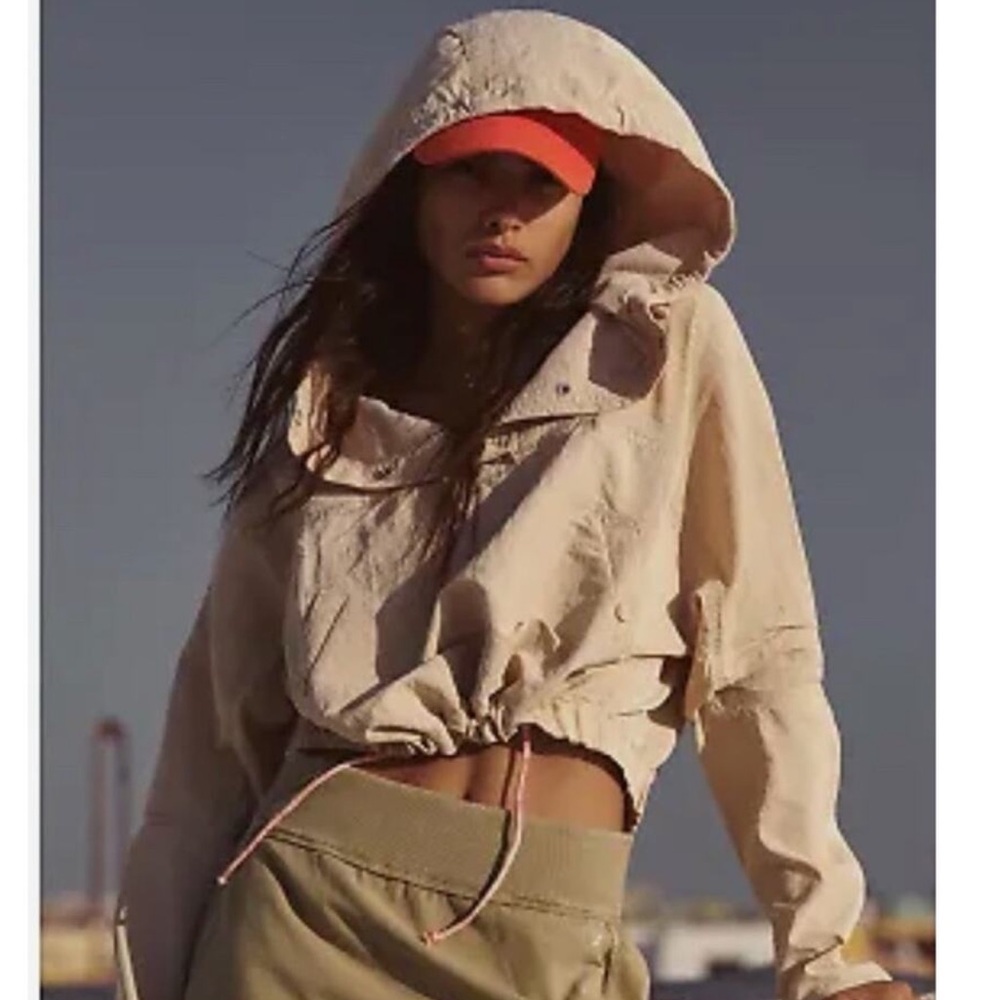 FP Movement Ride the Wave Pullover Anorak Cropped Jacket -Pink Sand Beige Size M